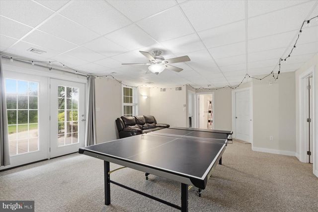 379 ECKER DR, Lititz, PA 17543