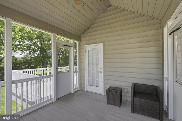 379 ECKER DR, Lititz, PA 17543