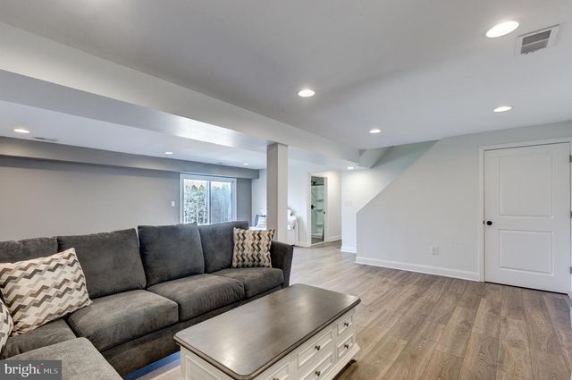 2670 OLD FORT SCHOOLHOUSE RD, Hampstead, MD 21074