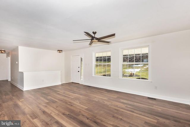 2670 OLD FORT SCHOOLHOUSE RD, Hampstead, MD 21074