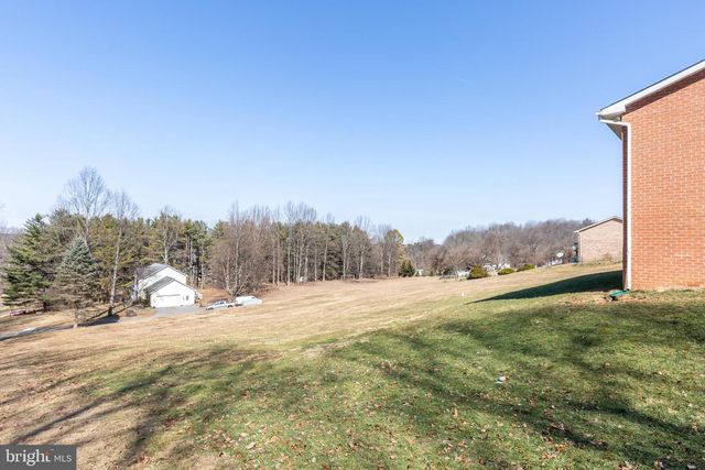 2670 OLD FORT SCHOOLHOUSE RD, Hampstead, MD 21074