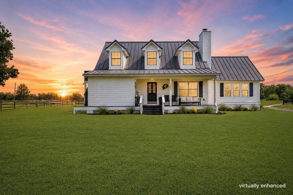 Image 1 of property listing at 289 Mockingbird Lane, Chattahoochee, FL 32324