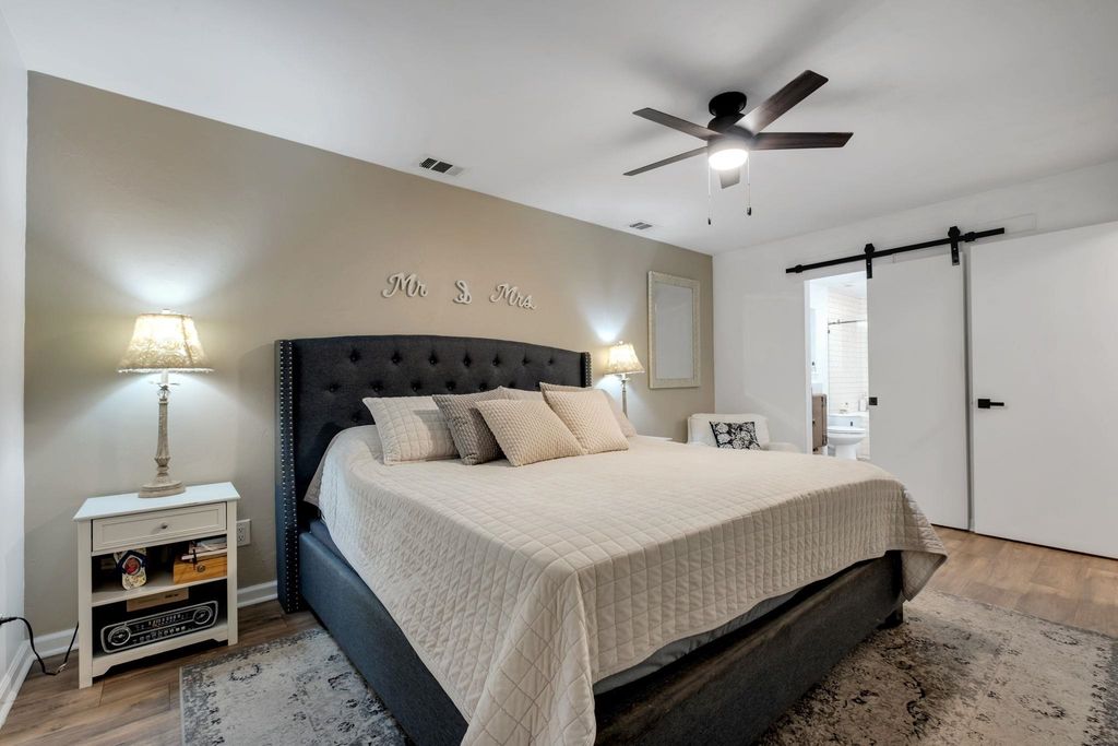 Image 10 of property listing at 289 Mockingbird Lane, Chattahoochee, FL 32324