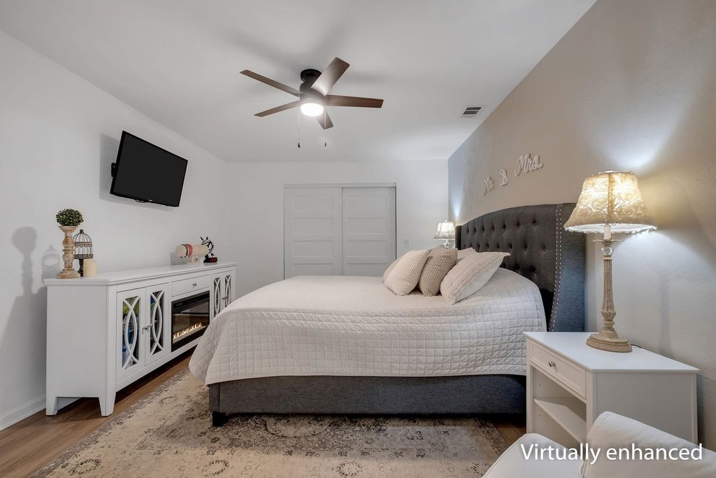 Image 11 of property listing at 289 Mockingbird Lane, Chattahoochee, FL 32324