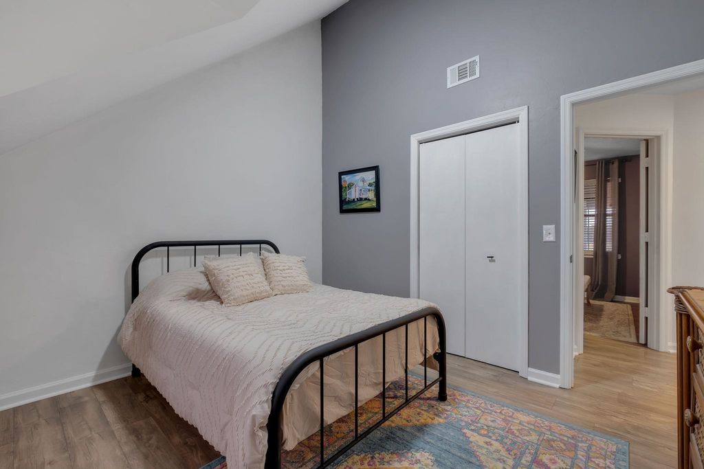 Image 27 of property listing at 289 Mockingbird Lane, Chattahoochee, FL 32324