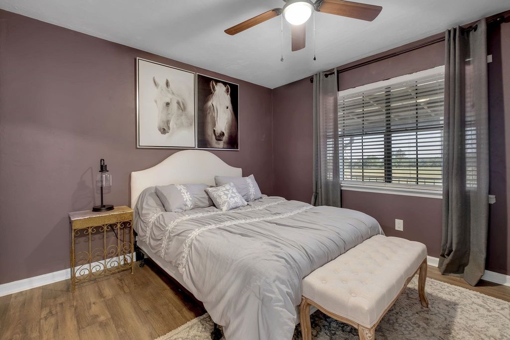 Image 29 of property listing at 289 Mockingbird Lane, Chattahoochee, FL 32324
