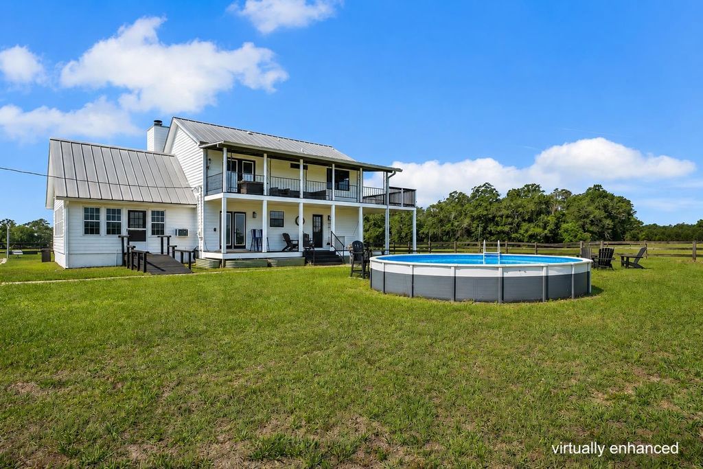 Image 3 of property listing at 289 Mockingbird Lane, Chattahoochee, FL 32324