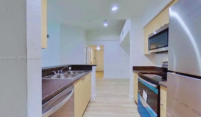 2544 Centergate Dr 303, Miramar, FL 33025