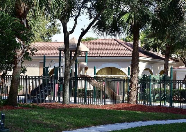 2544 Centergate Dr 303, Miramar, FL 33025