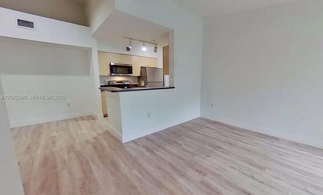 2544 Centergate Dr 303, Miramar, FL 33025