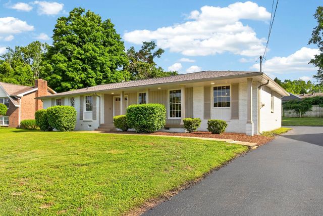 644 Topeka Dr, Hermitage, TN 37076