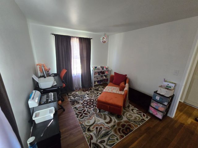 20148 S Great Oaks Circle, Clinton Township, MI 48036