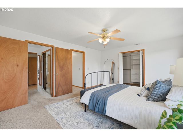 12333 S NEW ERA Rd, Oregon City, OR 97045