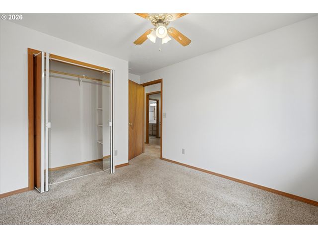 12333 S NEW ERA Rd, Oregon City, OR 97045