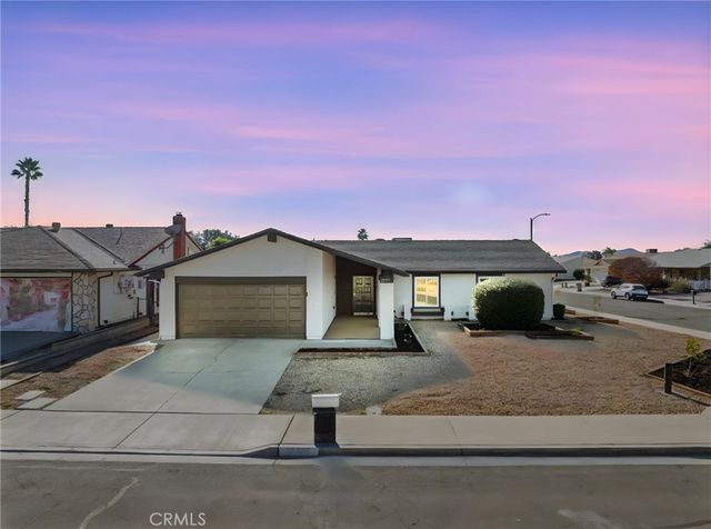 27797 Foxfire, Menifee, CA 92586
