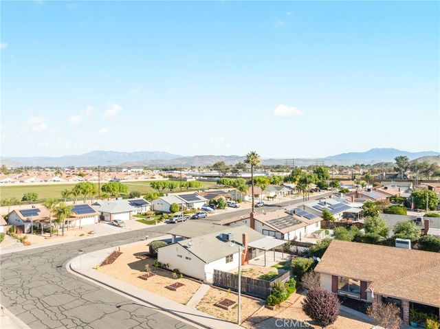 27797 Foxfire, Menifee, CA 92586