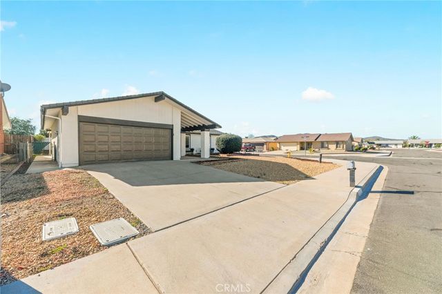 27797 Foxfire, Menifee, CA 92586