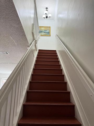 8084 NW 10th St 4, Miami, FL 33126