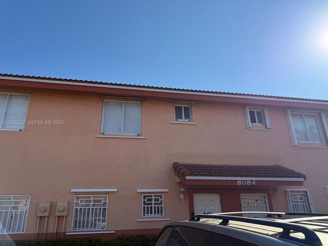 8084 NW 10th St 4, Miami, FL 33126