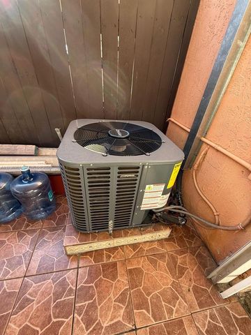 8084 NW 10th St 4, Miami, FL 33126