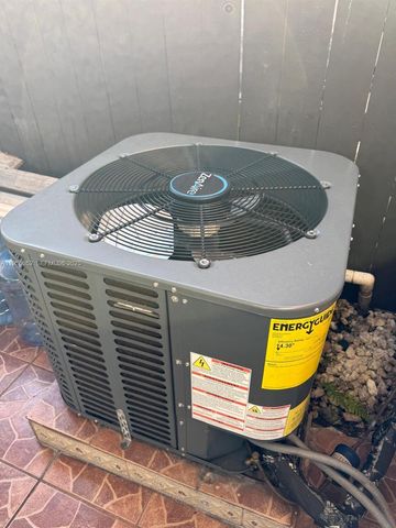 8084 NW 10th St 4, Miami, FL 33126