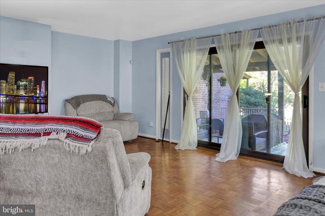 71 BURNING TREE, Reading, PA 19607