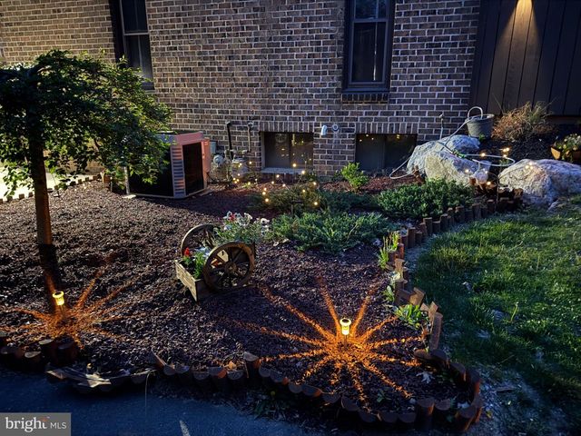71 BURNING TREE, Reading, PA 19607