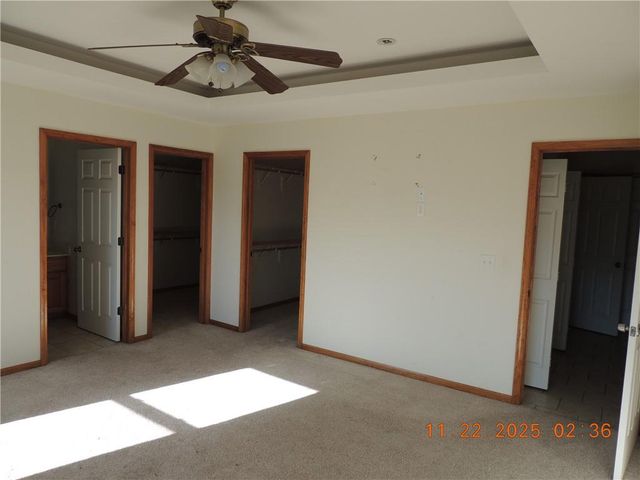 18901 E Lynchburg N Place, Independence, MO 64058