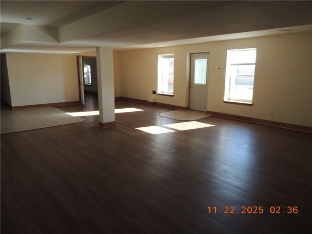 18901 E Lynchburg N Place, Independence, MO 64058