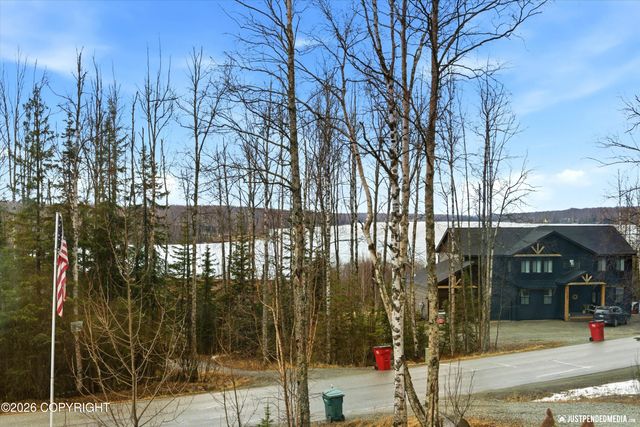3710 N Meadow Lakes Drive, Wasilla, AK 99623