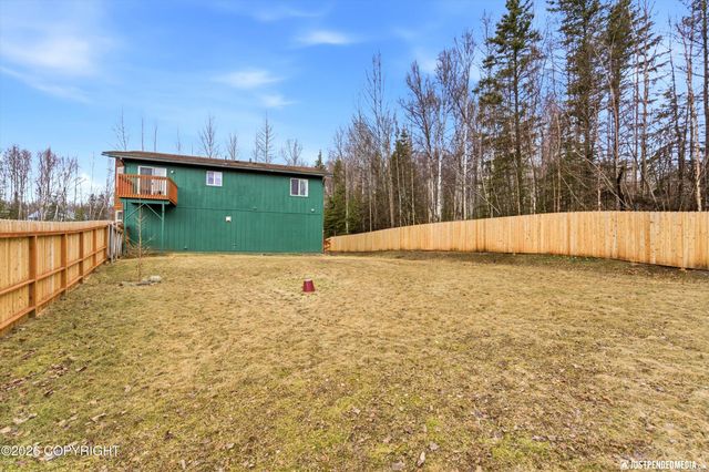 3710 N Meadow Lakes Drive, Wasilla, AK 99623