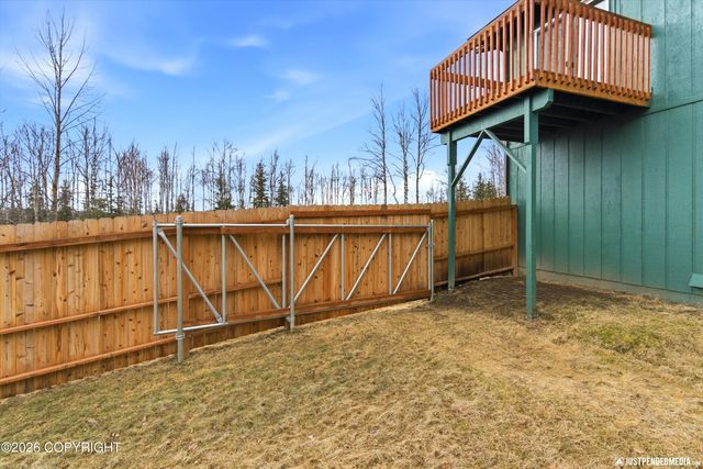 3710 N Meadow Lakes Drive, Wasilla, AK 99623
