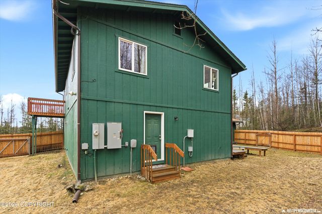 3710 N Meadow Lakes Drive, Wasilla, AK 99623