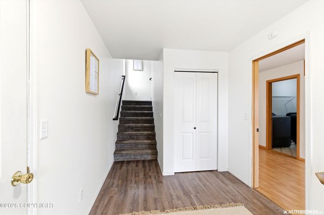 3710 N Meadow Lakes Drive, Wasilla, AK 99623