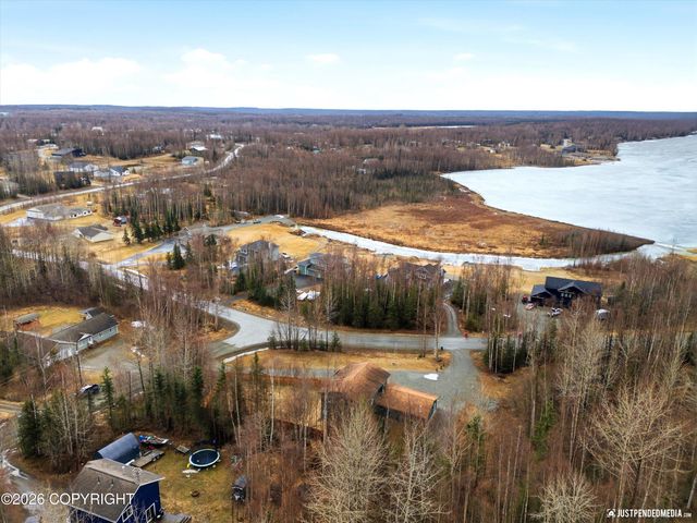 3710 N Meadow Lakes Drive, Wasilla, AK 99623