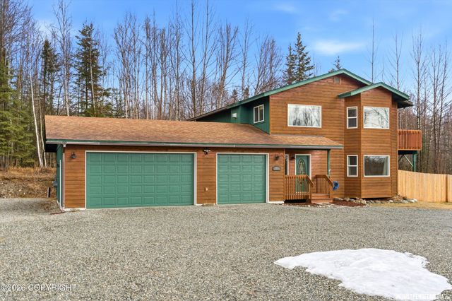 3710 N Meadow Lakes Drive, Wasilla, AK 99623