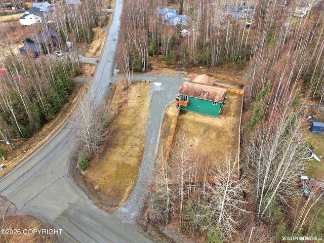 3710 N Meadow Lakes Drive, Wasilla, AK 99623