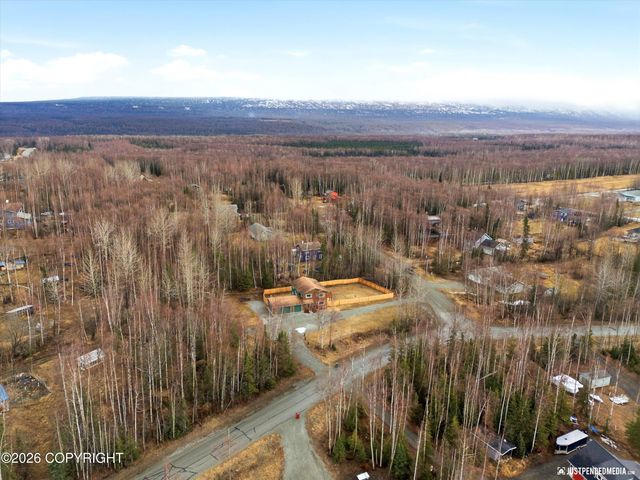 3710 N Meadow Lakes Drive, Wasilla, AK 99623