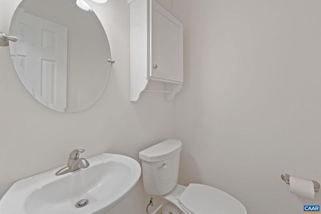 2752 HYDRAULIC RD, Charlottesville, VA 22901