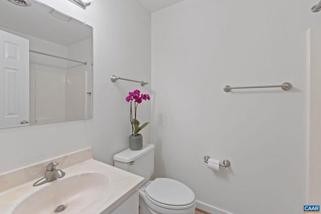 2752 HYDRAULIC RD, Charlottesville, VA 22901