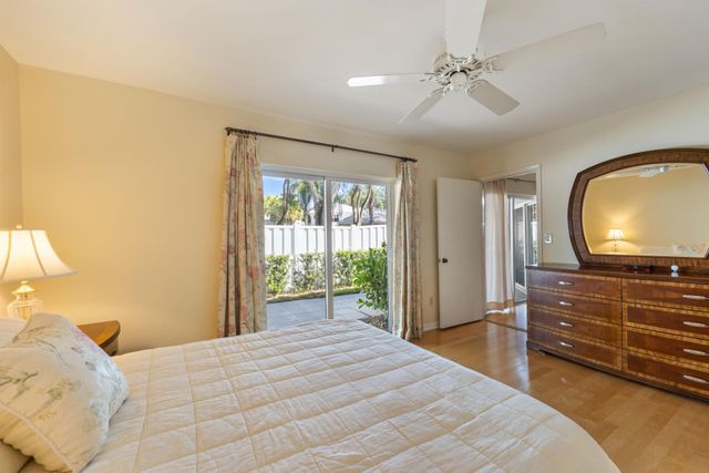 9822 NW 2nd Court, Plantation, FL 33324