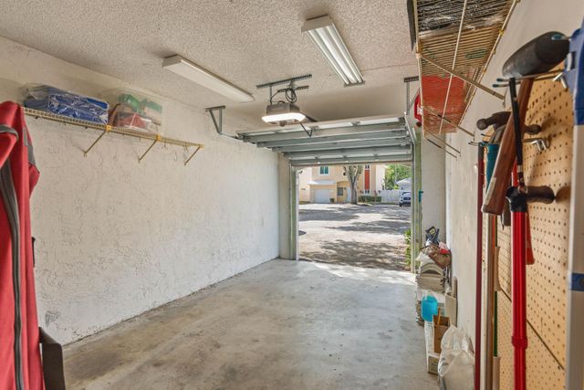 9822 NW 2nd Court, Plantation, FL 33324