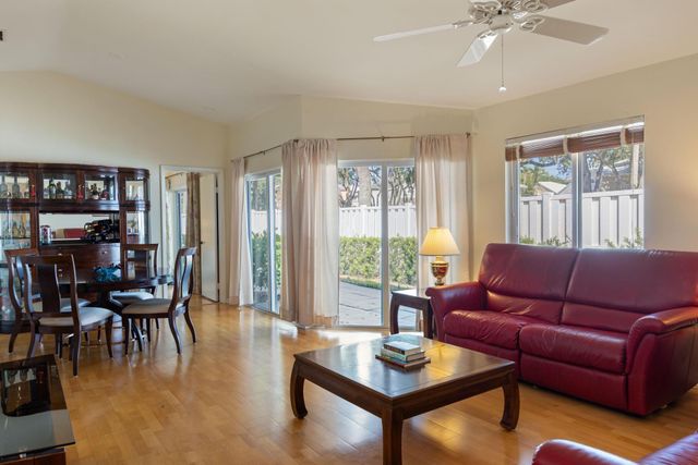 9822 NW 2nd Court, Plantation, FL 33324