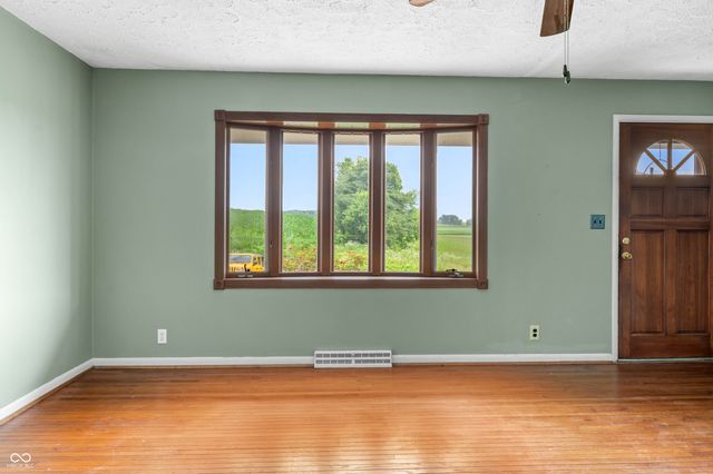 190 County Line Road, Morgantown, IN 46160