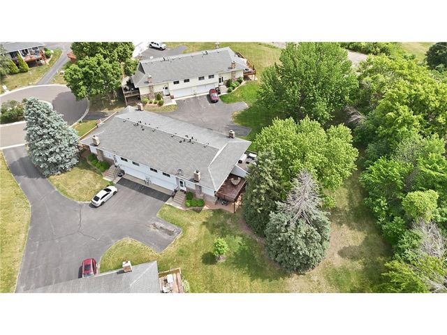 1411 Oak Leaf Lane, Burnsville, MN 55337