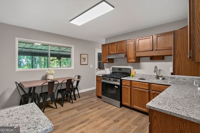 6177 Crestview Lane, Forest Park, GA 30297