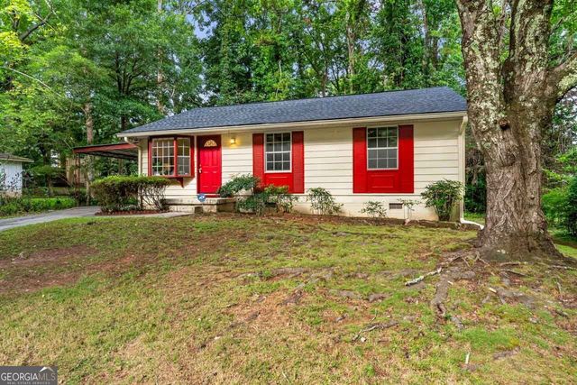 6177 Crestview Lane, Forest Park, GA 30297