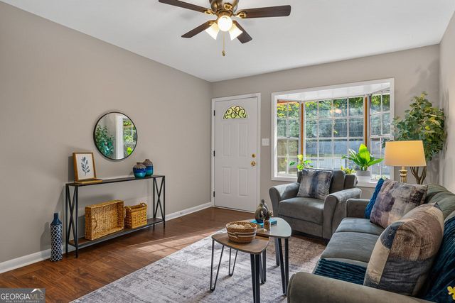 6177 Crestview Lane, Forest Park, GA 30297