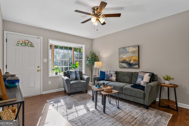 6177 Crestview Lane, Forest Park, GA 30297