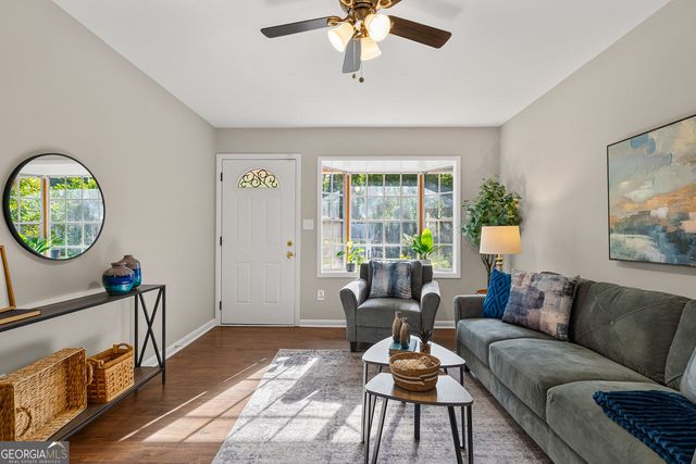 6177 Crestview Lane, Forest Park, GA 30297